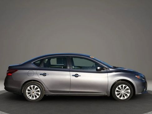 Used 2017 Nissan Sentra SV w/ Style Package image 7