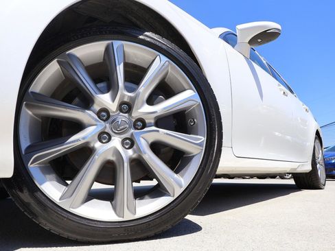 Used 2016 Lexus GS 350 w/ Luxury Package RWD image 25