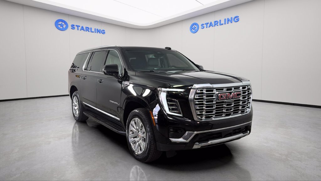 Used 2025 GMC Yukon XL Denali AWD/4WD image 14