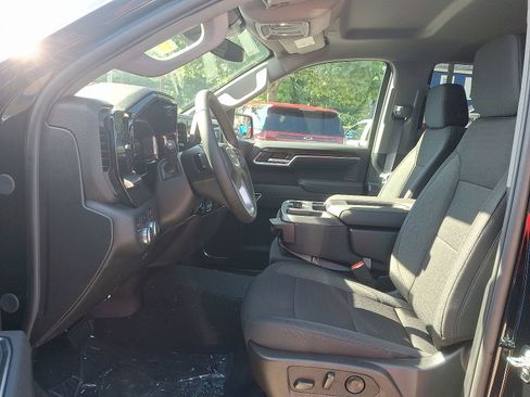 New 2026 GMC Sierra 1500 Elevation image 13