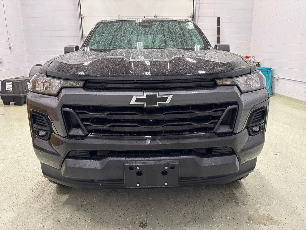 Certified 2023 Chevrolet Colorado LT w/ LT Convenience Package II AWD/4WD image 10