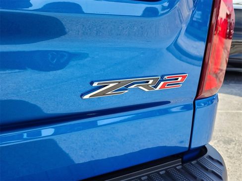 Used 2023 Chevrolet Silverado 1500 ZR2 w/ Technology Package image 13