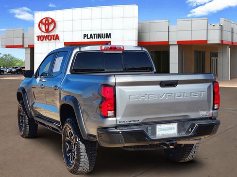 Used 2025 Chevrolet Colorado ZR2 w/ Technology Package image 5