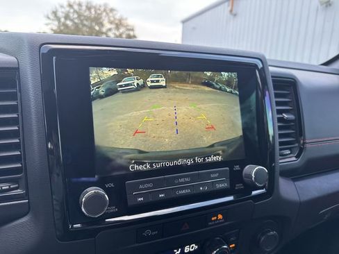 Used 2024 Nissan Frontier Pro-X image 21