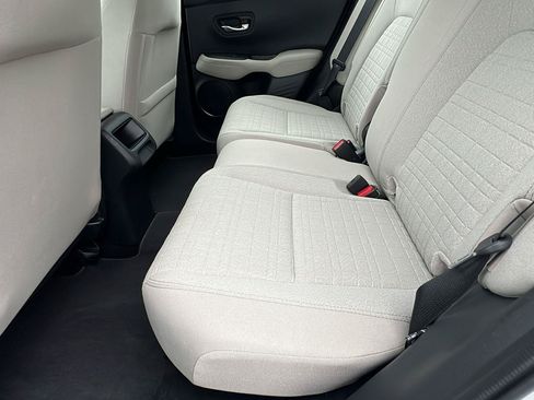 Used 2025 Honda HR-V LX image 18