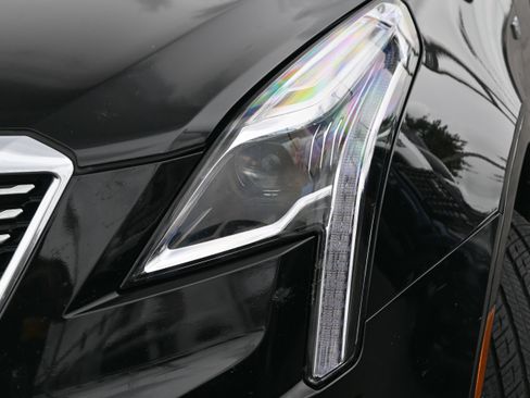 Used 2023 Cadillac XT5 Premium Luxury AWD/4WD image 6