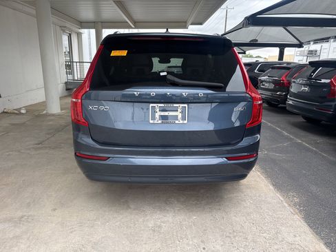 Used 2023 Volvo XC90 B6 Core AWD/4WD image 6
