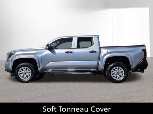 Certified 2026 Toyota Tacoma SR AWD/4WD image 9