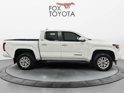 New 2026 Toyota Tacoma SR5 AWD/4WD image 6