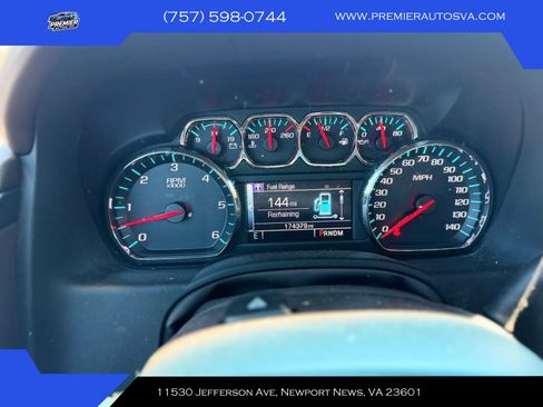 Used 2015 Chevrolet Suburban LTZ AWD/4WD image 13