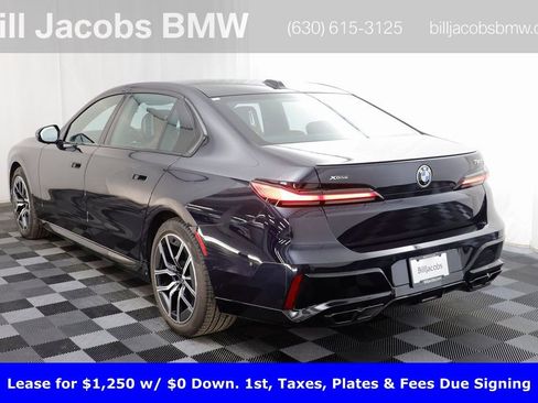 Certified 2025 BMW 760i xDrive w/ Executive Package image 18