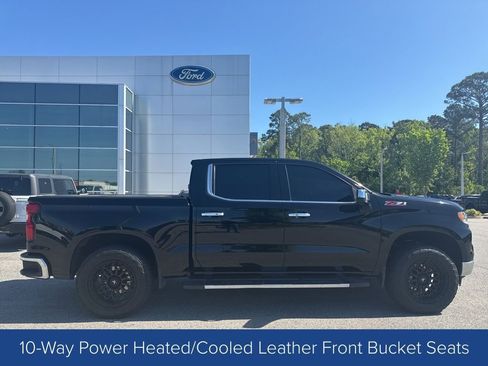 Used 2022 Chevrolet Silverado 1500 LTZ w/ Z71 Off-Road Package image 6