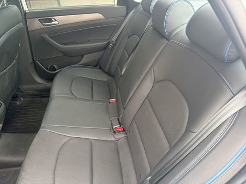 Used 2018 Hyundai Sonata Limited image 10