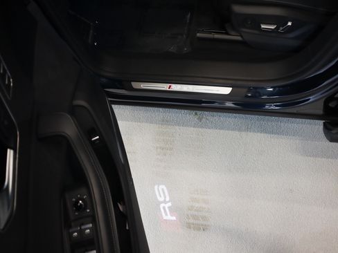Used 2024 Audi RS Q8 AWD/4WD image 23