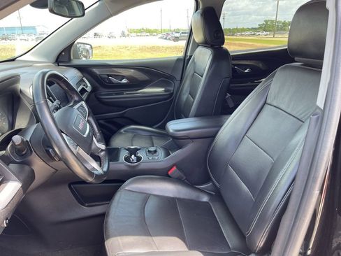 Used 2023 GMC Terrain SLT w/ LPO, Floor Liner Package image 9