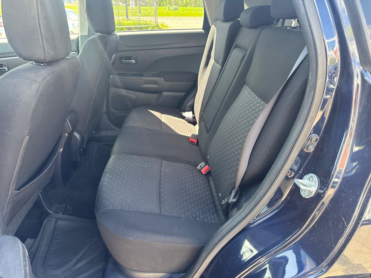 Used 2011 Mitsubishi Outlander Sport SE FWD image 11