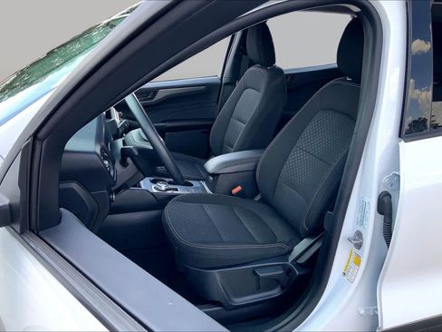 Used 2025 Ford Escape Active FWD image 8