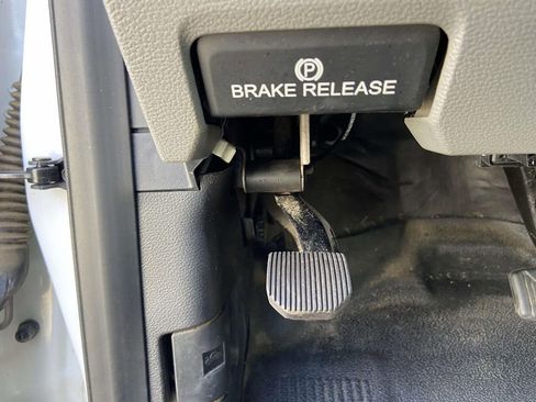 Used 2018 Ford F250 XL w/ Power Equipment Group image 29