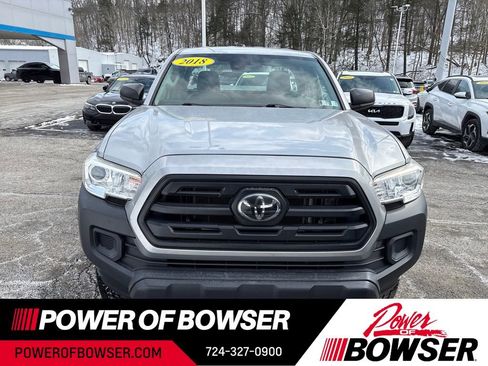 Used 2018 Toyota Tacoma SR image 8
