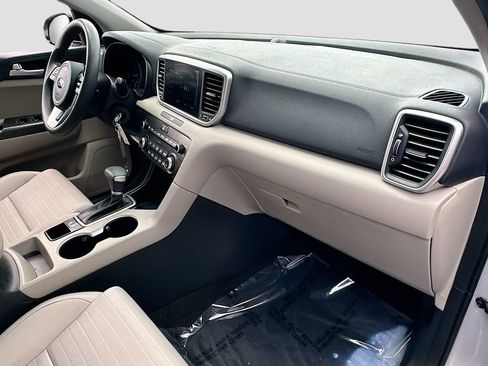 Certified 2020 Kia Sportage LX w/ LX Popular Package image 26