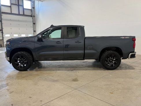 Used 2020 Chevrolet Silverado 1500 LT w/ Trailering Package image 12