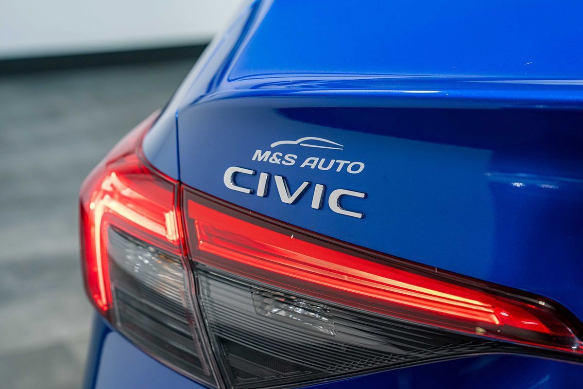 Used 2023 Honda Civic Sport image 11