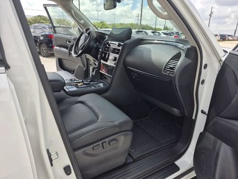 Used 2024 Nissan Armada SV w/ Cargo Package RWD image 18