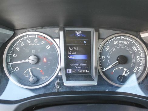 Used 2021 Toyota Tacoma SR5 image 28