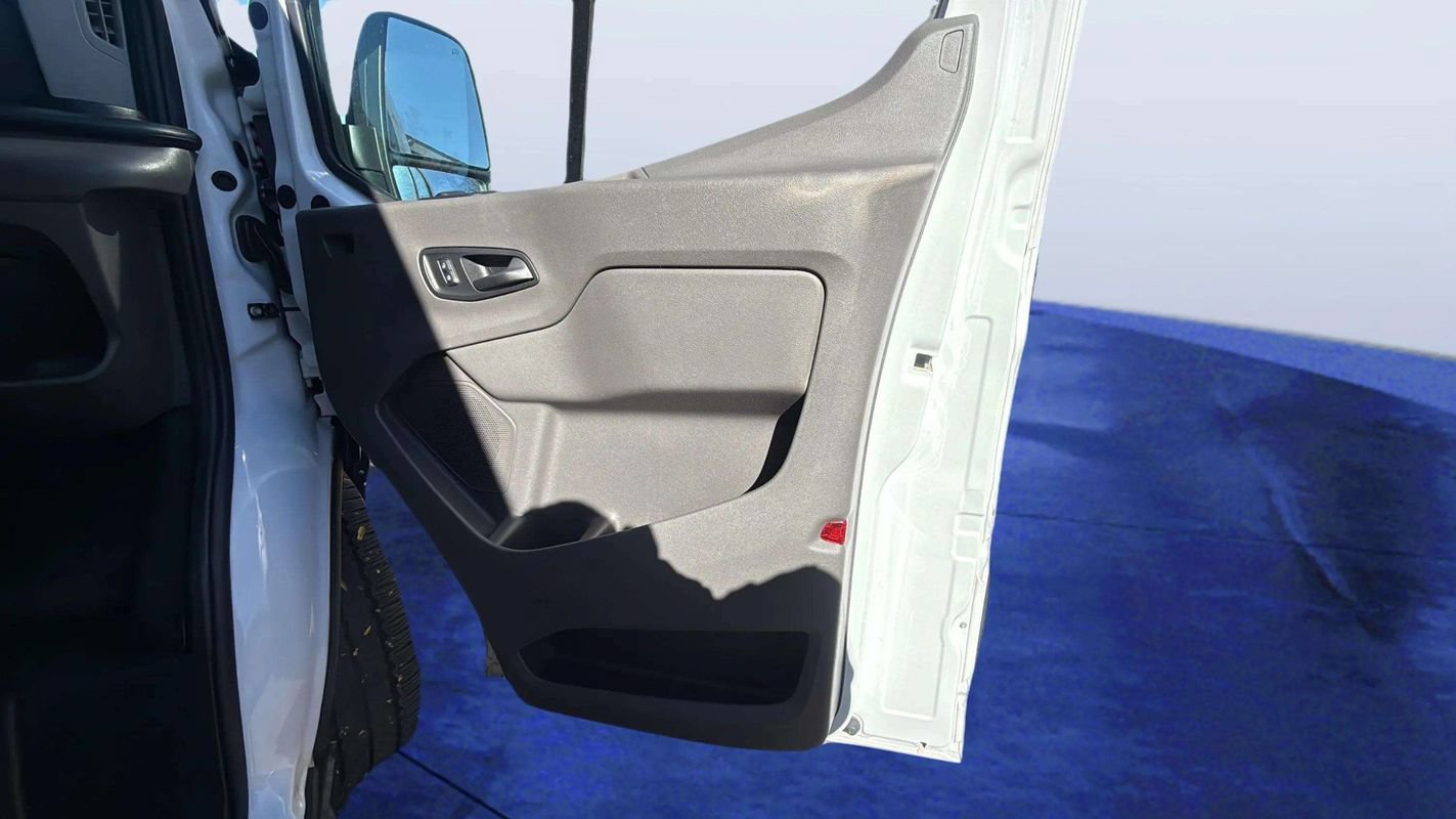 Used 2022 Ford Transit 250 Low Roof w/ Load Area Protection Package RWD image 17