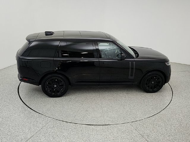 Used 2025 Land Rover Range Rover Long Wheelbase SE AWD/4WD image 16