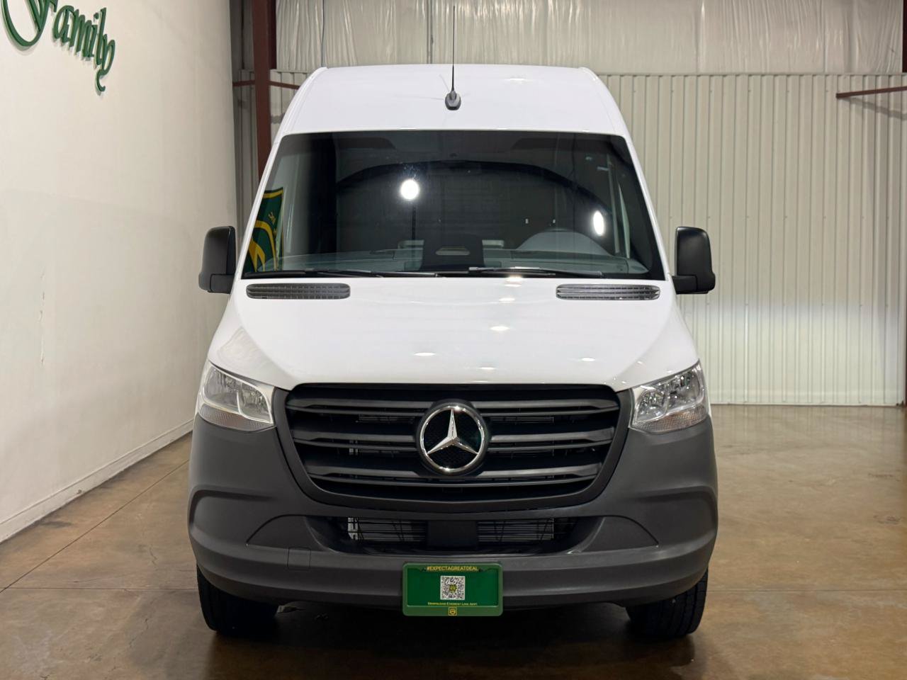 Used 2026 Mercedes-Benz Sprinter 2500 image 2
