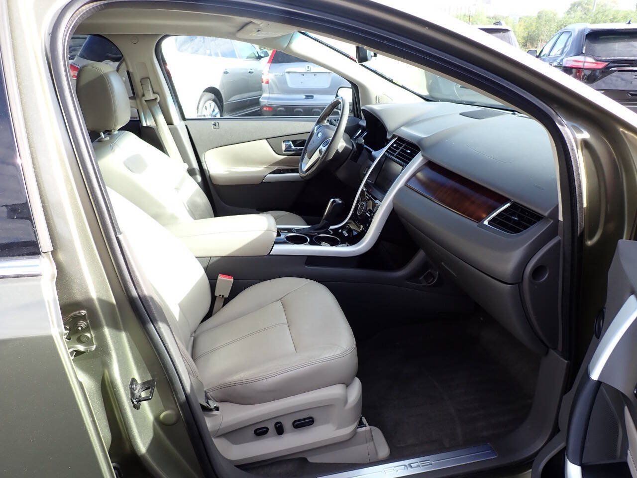 Used 2013 Ford Edge Limited AWD/4WD image 11