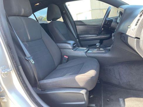 Used 2012 Dodge Charger SXT RWD image 23