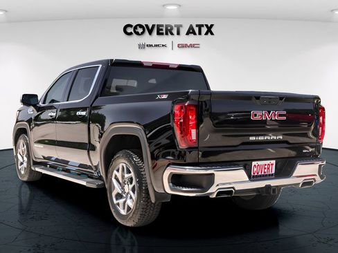 Used 2023 GMC Sierra 1500 SLT w/ SLT Premium Package AWD/4WD image 3