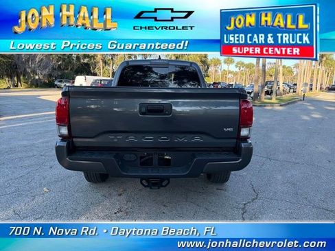 Used 2022 Toyota Tacoma SR5 image 12
