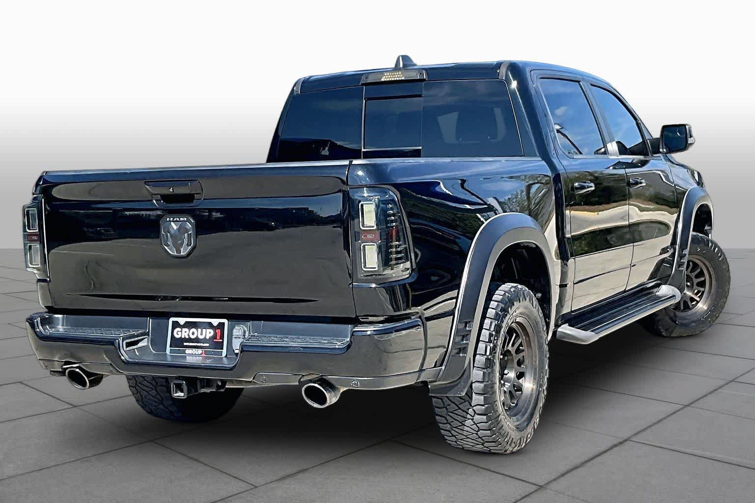 Used 2022 RAM 1500 Big Horn RWD image 12