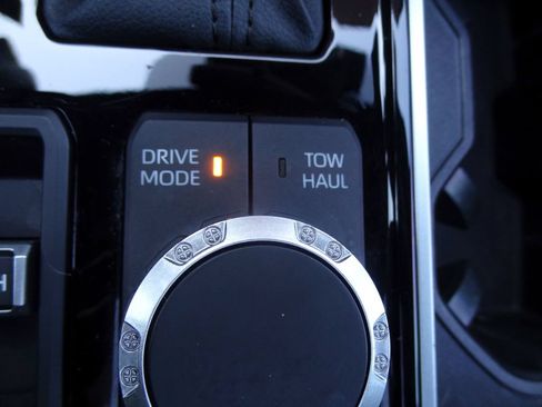 Used 2024 Toyota Sequoia Platinum AWD/4WD image 51