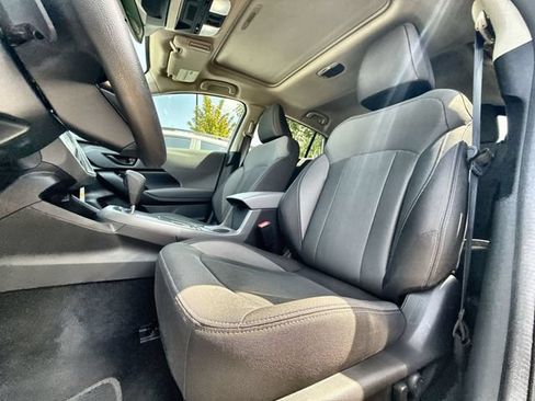 Used 2026 Subaru Crosstrek 2.5i Premium AWD/4WD image 11