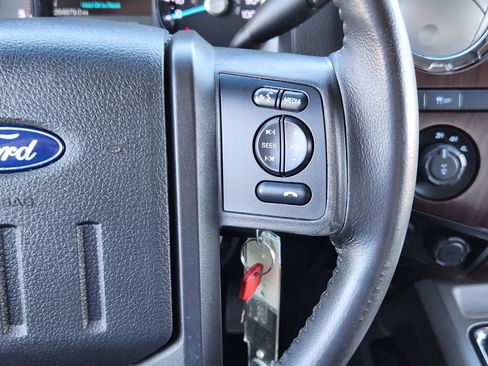 Used 2016 Ford F350 Lariat image 19