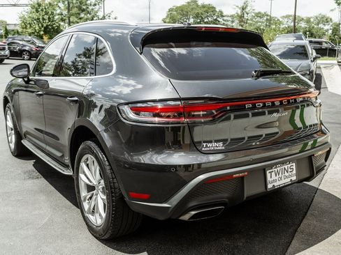 Used 2022 Porsche Macan image 39