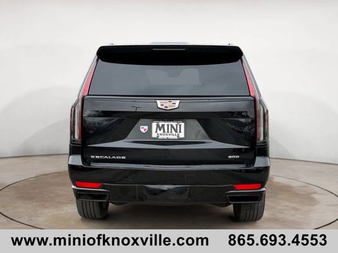 Used 2023 Cadillac Escalade Sport image 4
