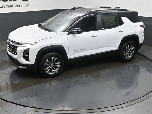 New 2026 Chevrolet Equinox LT w/ LPO, Floor Liner Package image 22