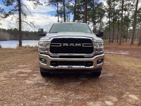 Used 2024 RAM 2500 Big Horn AWD/4WD image 8
