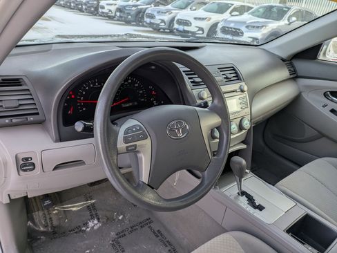 Used 2007 Toyota Camry LE image 10