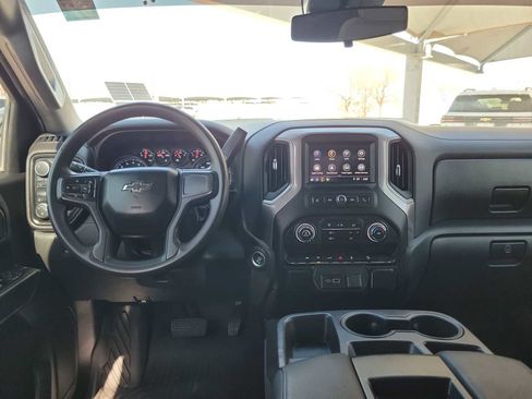 Used 2022 Chevrolet Silverado 1500 Custom Trail Boss w/ LPO, Dark Essentials Package image 6