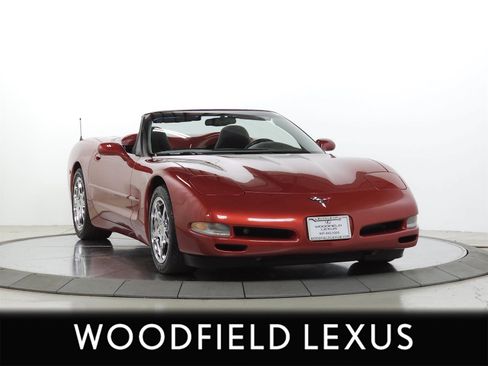 Used 1998 Chevrolet Corvette Convertible w/ Memory Pkg RWD image 1