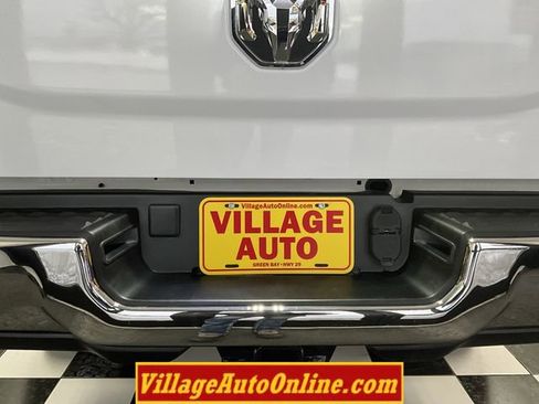 Used 2022 RAM 2500 Tradesman image 27