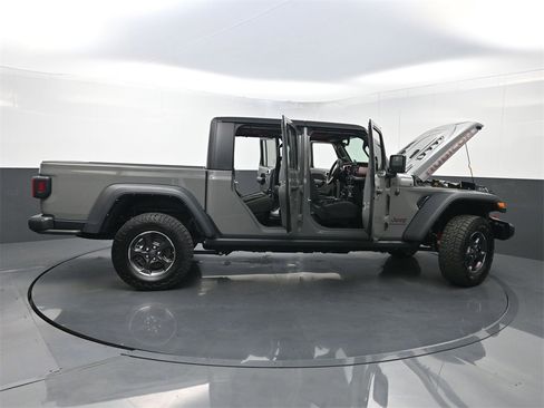 Used 2023 Jeep Gladiator Rubicon w/ Trailer Tow Package image 36