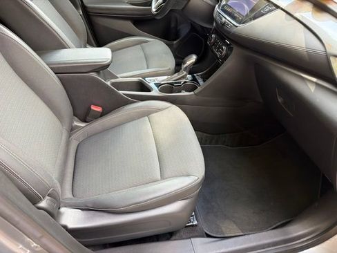 Used 2023 Buick Encore GX Select FWD image 25