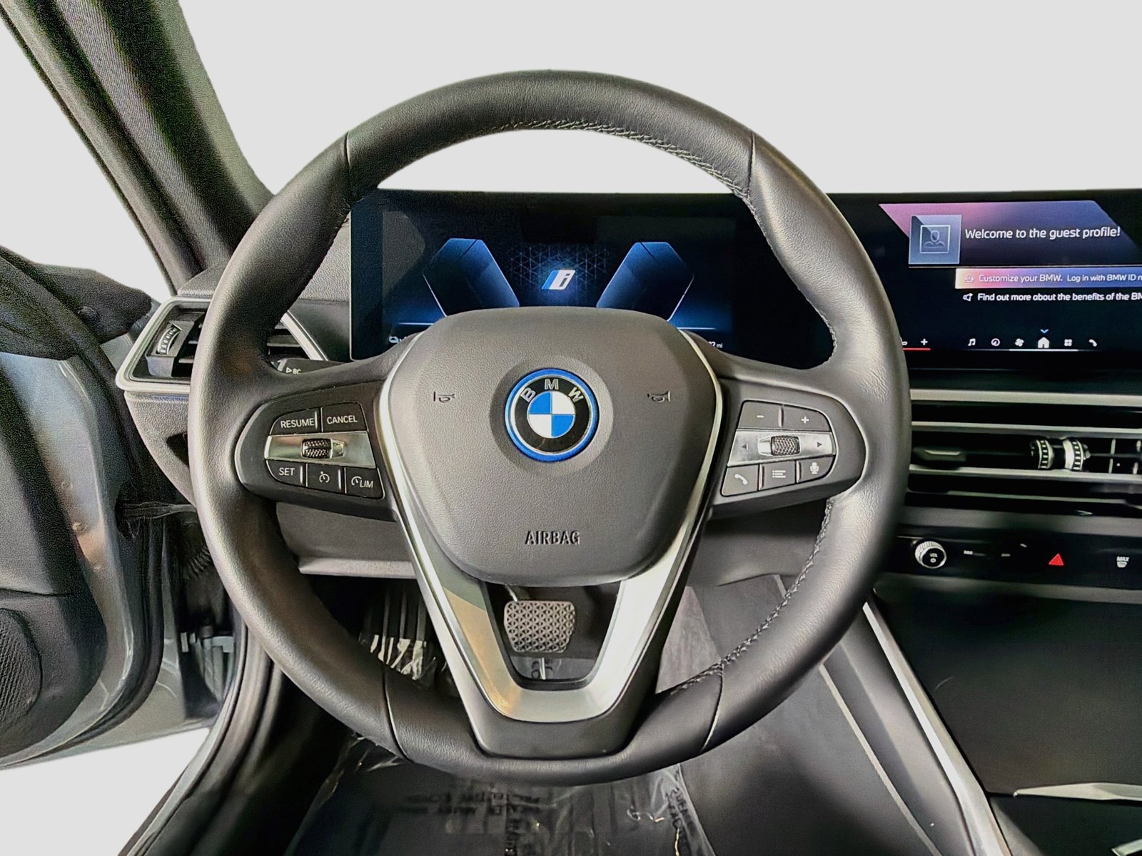 Certified 2024 BMW i4 eDrive35 w/ Convenience Package RWD image 11